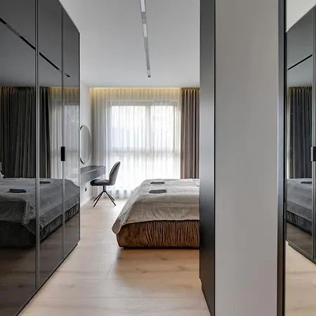 Zajezdnia Wrzeszcz 2 By Grand Apartments Gdansk Exterior photo